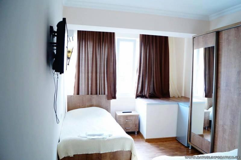 Batusihotel Батуми Экстерьер фото