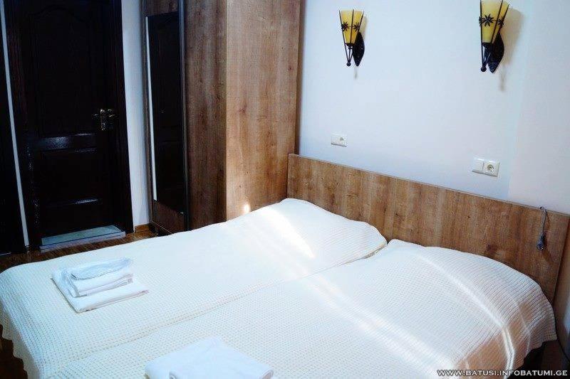 Batusihotel Батуми Экстерьер фото